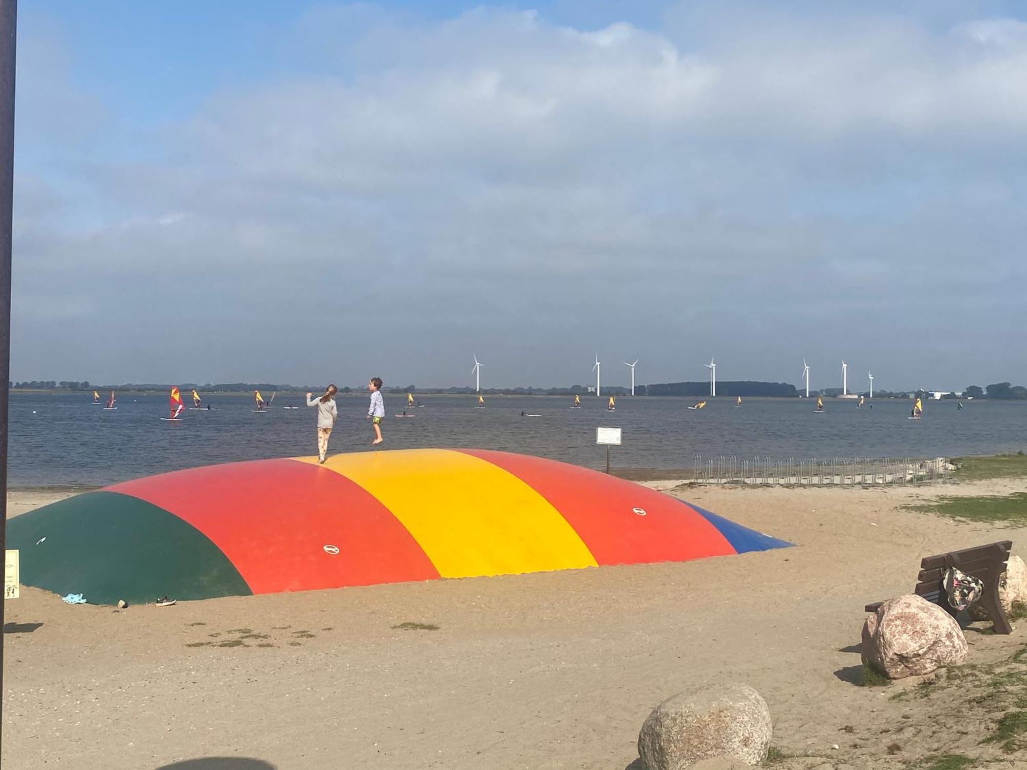 Wohnwagen Auf Dem Wulfenerhals Ca 150M Bis Zum Meer Fehmarn Extérieur photo